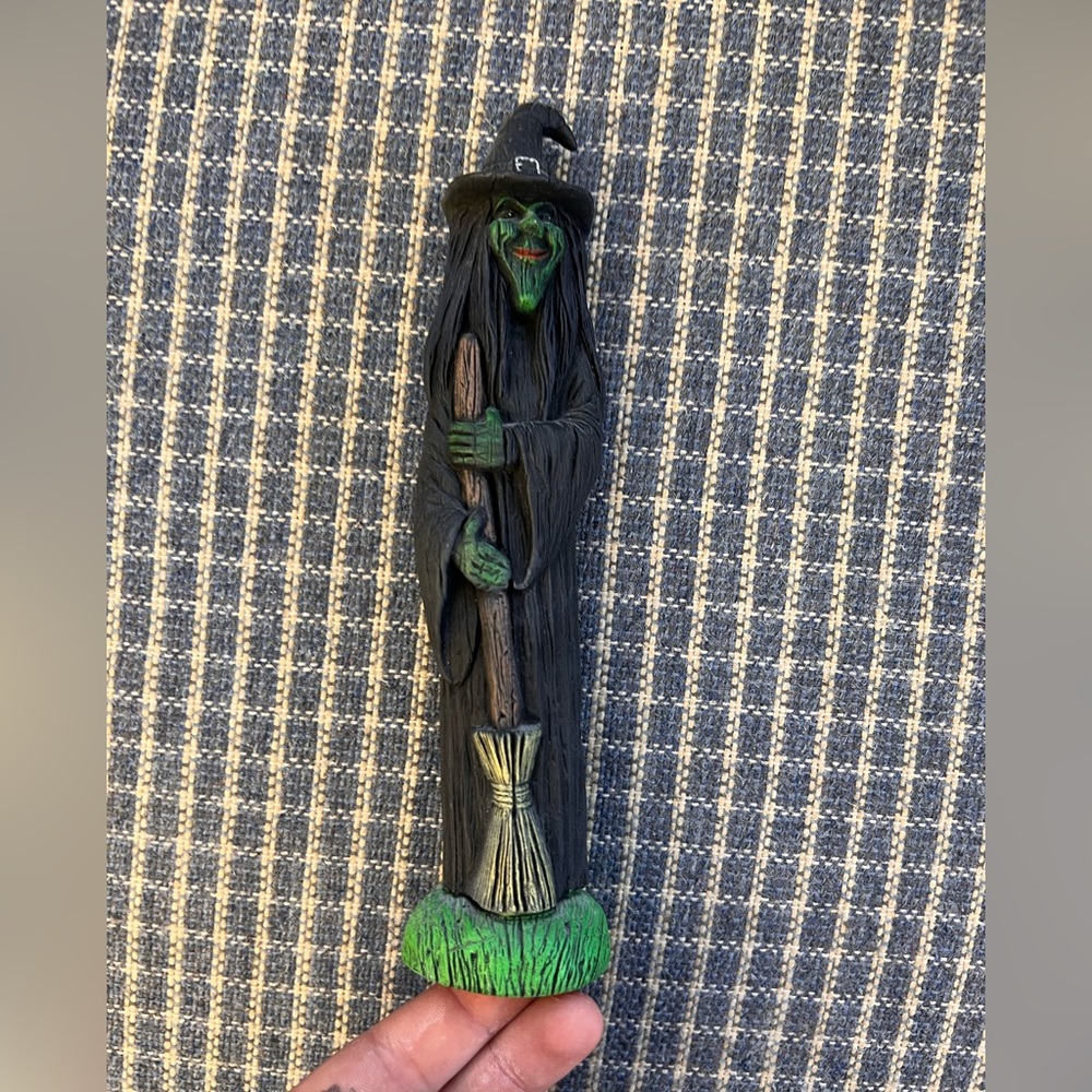 Ceramic witch, Halloween decor